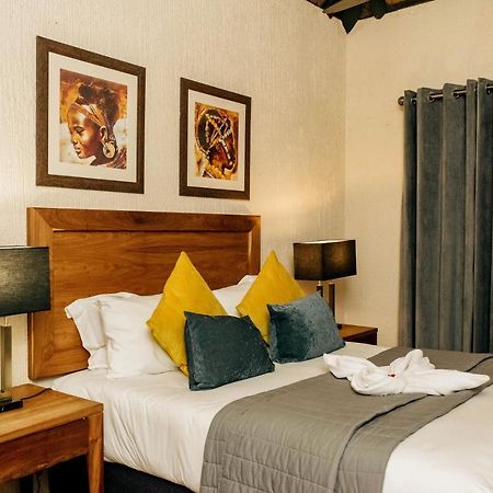 Inyamatane Luxury Lodge Hazyview Esterno foto